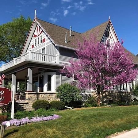 Astor House Bed and Breakfast Green Bay Exteriör bild