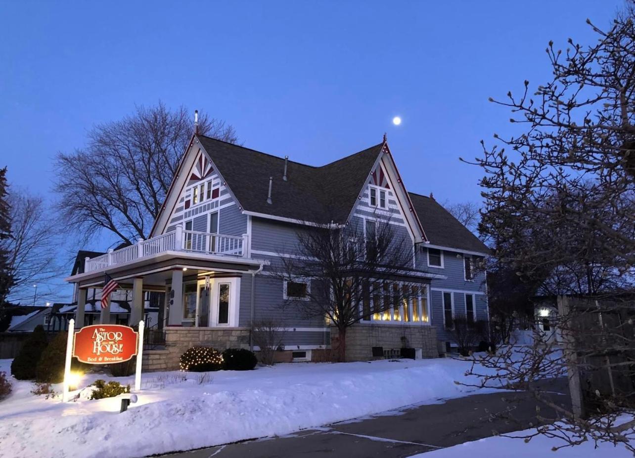 Astor House Bed and Breakfast Green Bay Exteriör bild