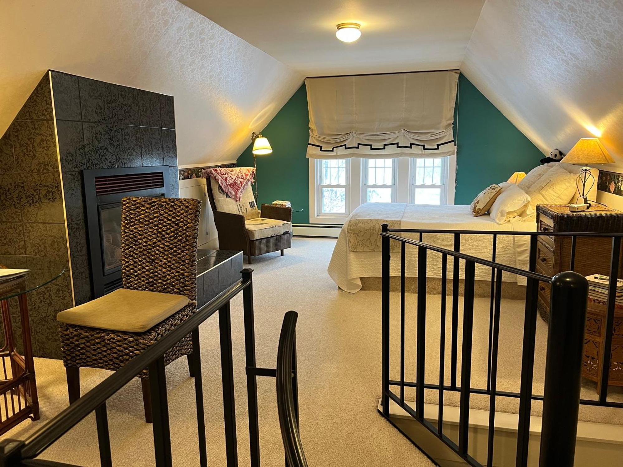 Astor House Bed and Breakfast Green Bay Exteriör bild